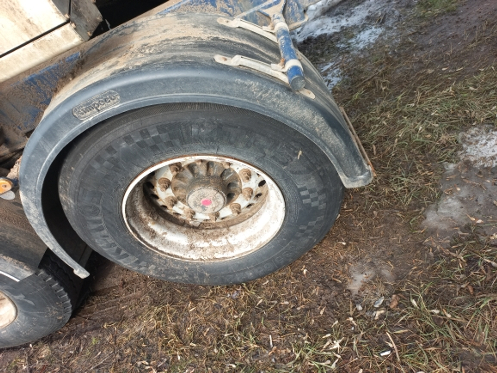 BONUM 914220 Полуприцеп цистерна 914220-02