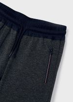 спортивные брюки