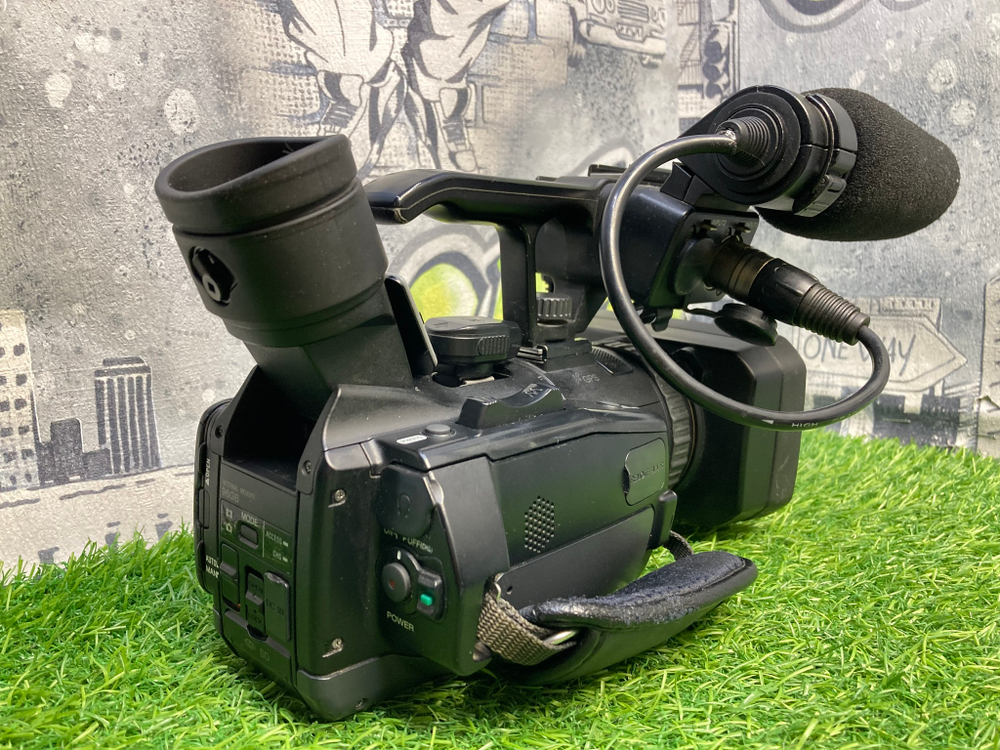 Sony HXR-NX70P