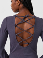 Платье с открытой спиной длинное