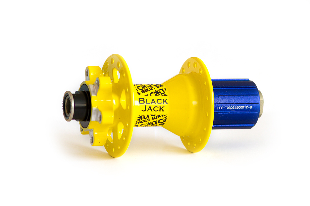 Втулка задняя Colt Bikes Black Jack 135x10 thru 32H yellow