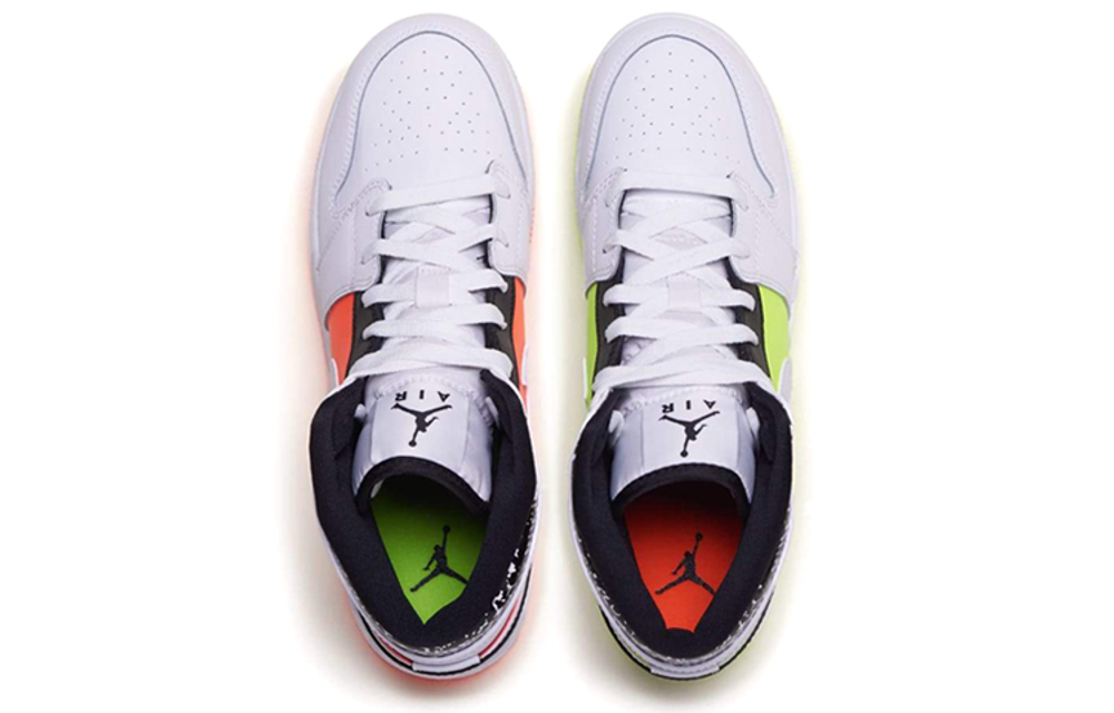 Jordan 1 Mid GS Notebook