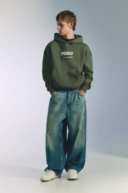 PULL&BEAR Толстовка Ford Bronco, хаки