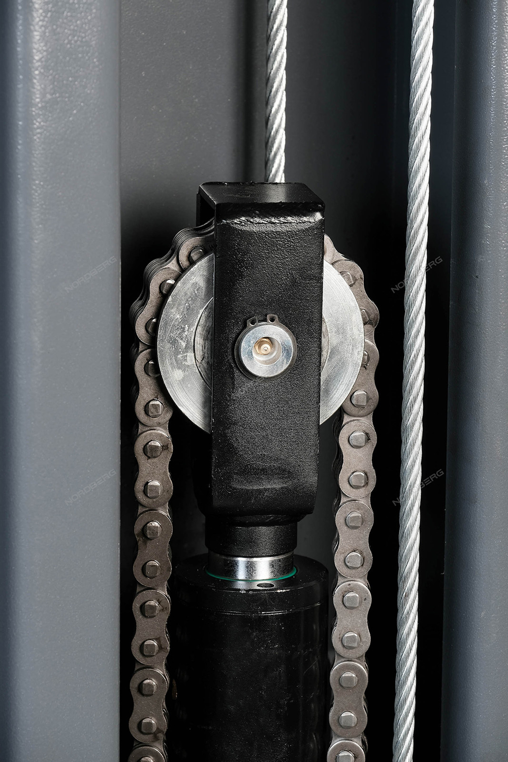 NORDBERG (N4124AM-4,5G) Подъемник 2х стоечный 380В, г/п 4.5т