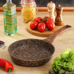 Сковорода алюминий, 24 см, антиприг, Гурман, Granite Gold, ГМ2401 ГГ, с дерев ручк