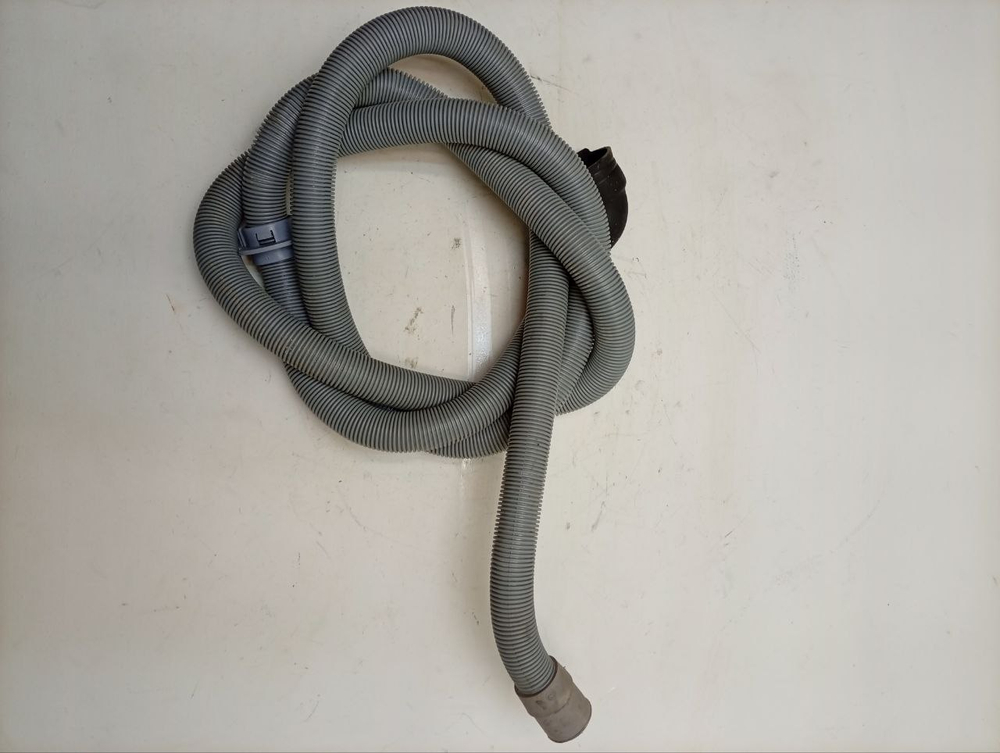 ESL4120 ктп1 Сливной шланг для посудомоечной машины AEG Electrolux Zanussi 1526492028 б/у