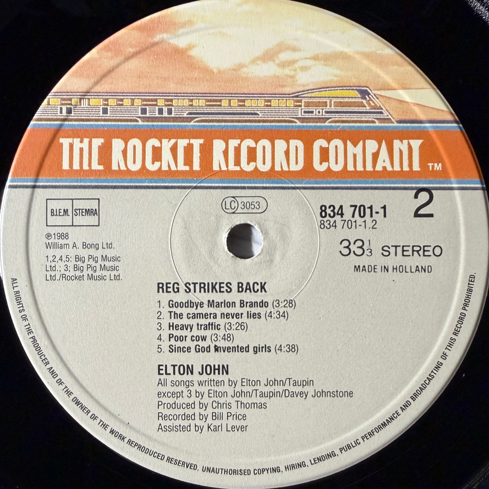 Elton John - Reg Strikes Back (Голландия 1988г.)