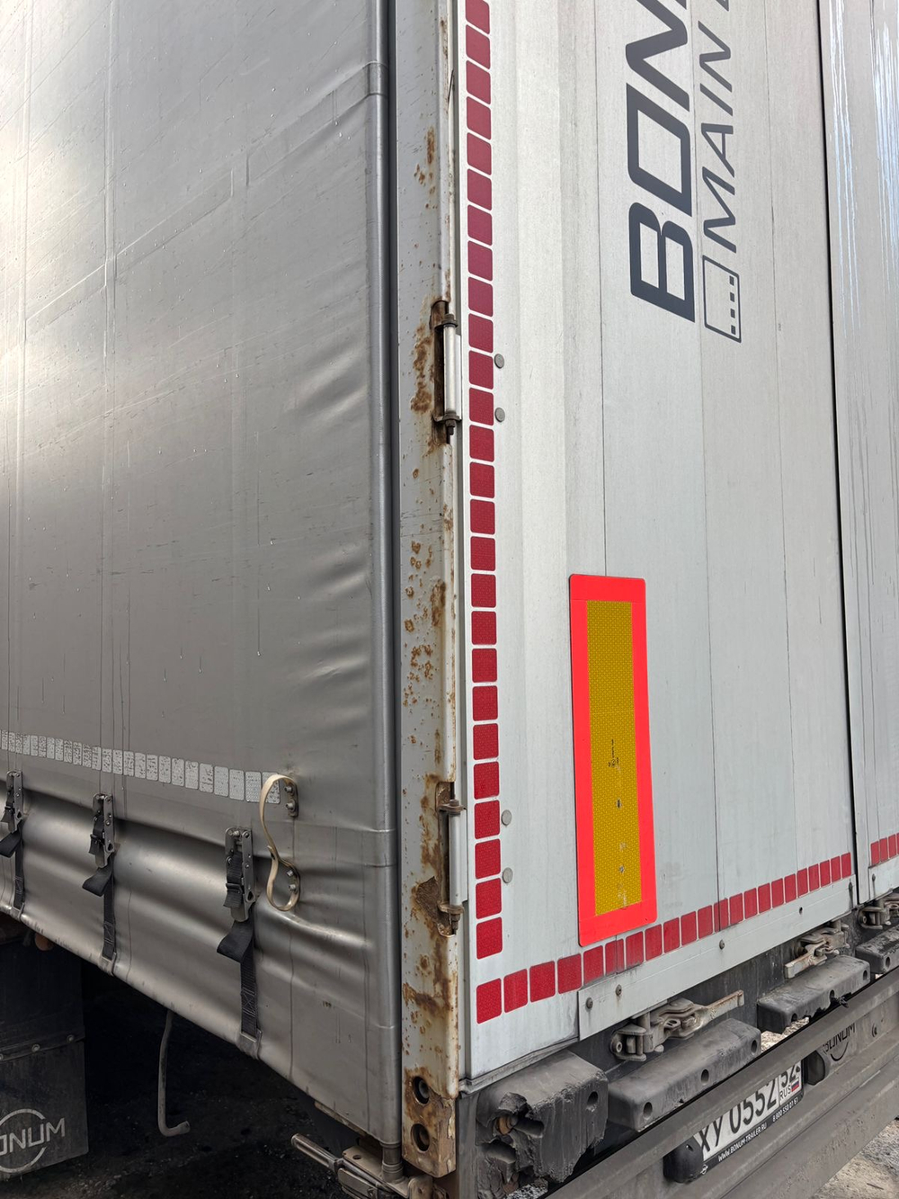 BONUM 9142* Полуприцеп шторный 914296-04 (длина 13,62 м.)