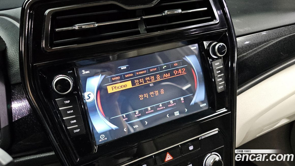 KG Mobility (Ssangyong) Very New Tivoli Бензин 1.5 2WD (09.2019)