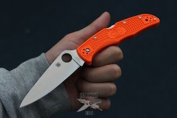 Складной нож Spyderco Endura 4 Flat Ground Orange C10FPOR c клинком из стали VG-10, рукоять FRN