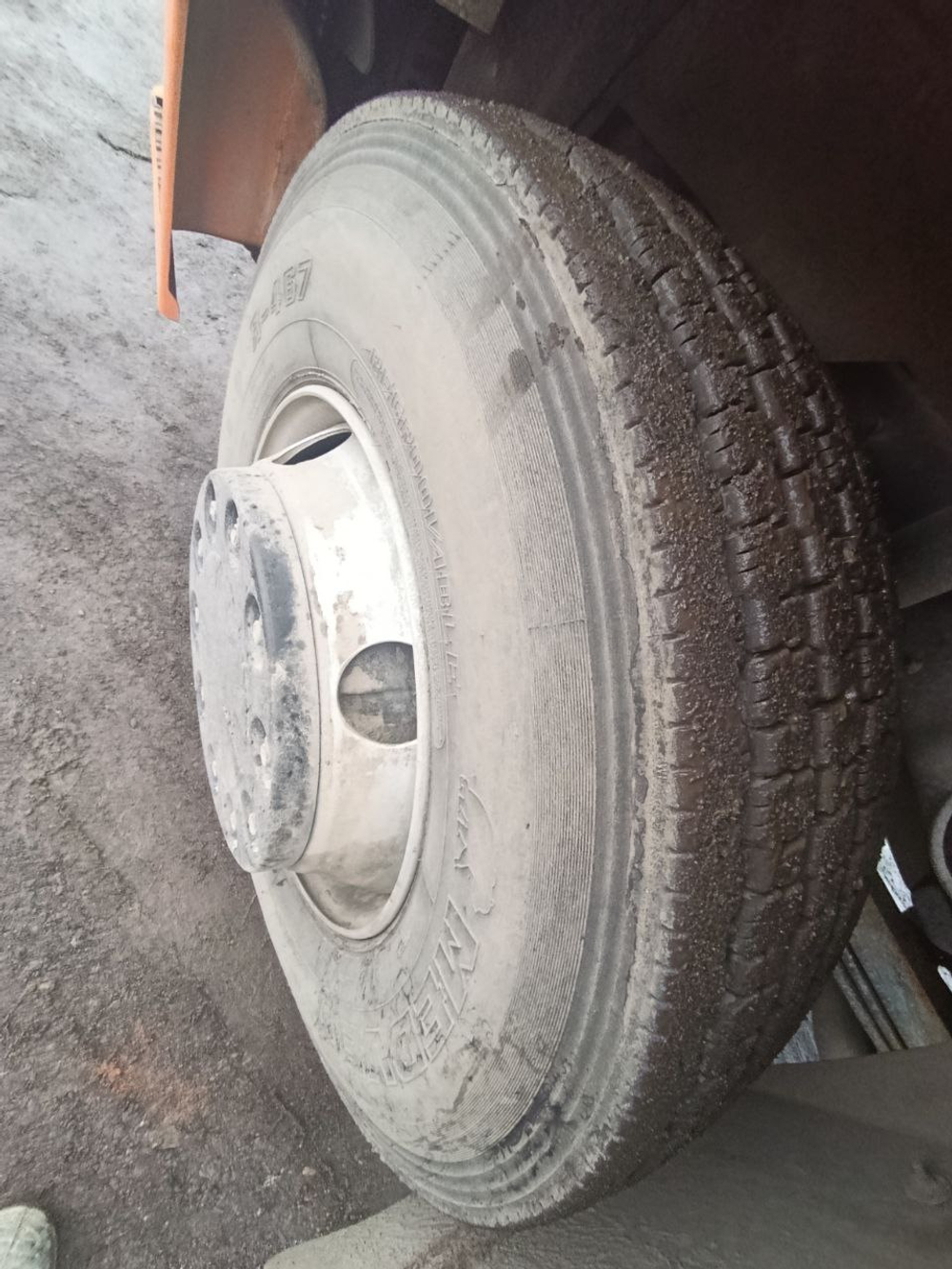 КамАЗ 65115 6x4 КДМ КО-823 (Дизельный, 6,7 л, 292 л.с., МТ)