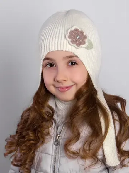 Шапка-чепчик для девочек на осень