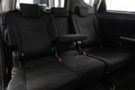 Toyota Prius Alpha, 2016 год