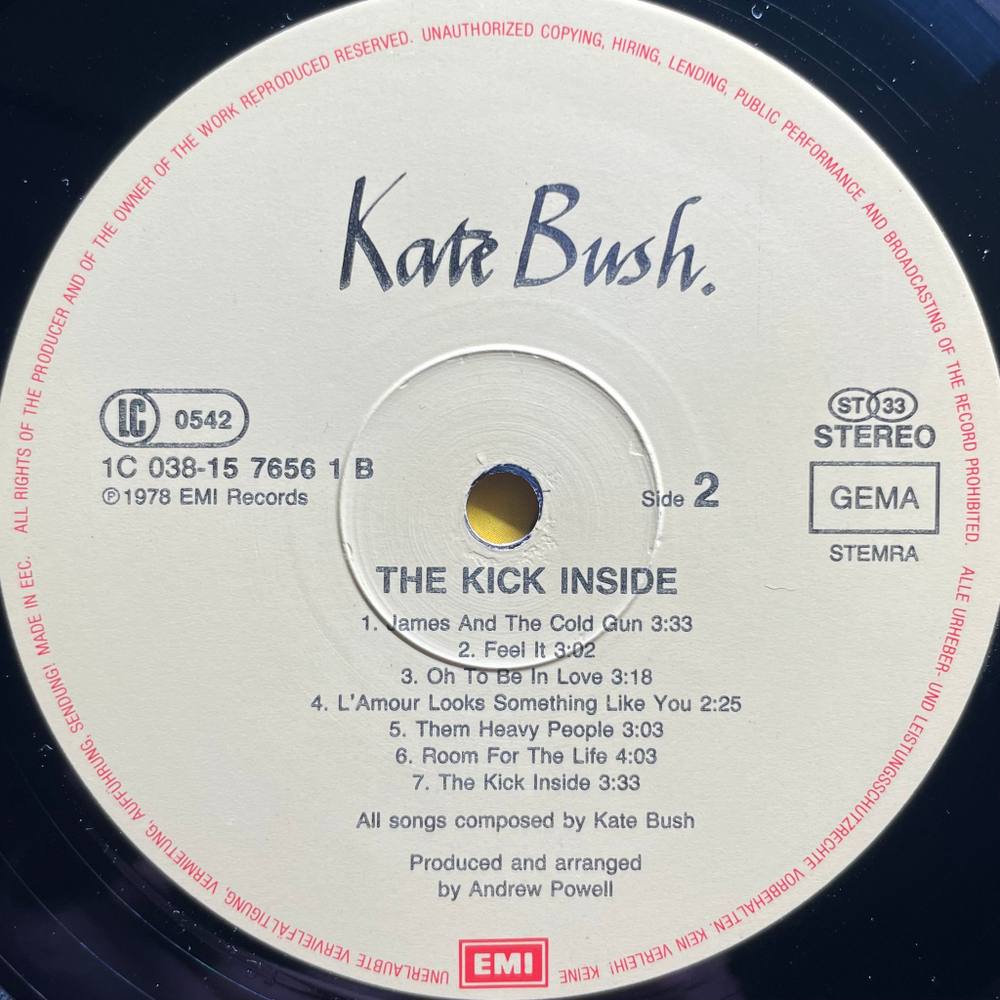 Kate Bush ‎– The Kick Inside (Европа)