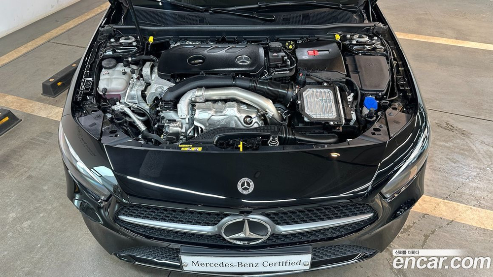 Mercedes-Benz A-Class W177 A220 Sedan (01.2024)