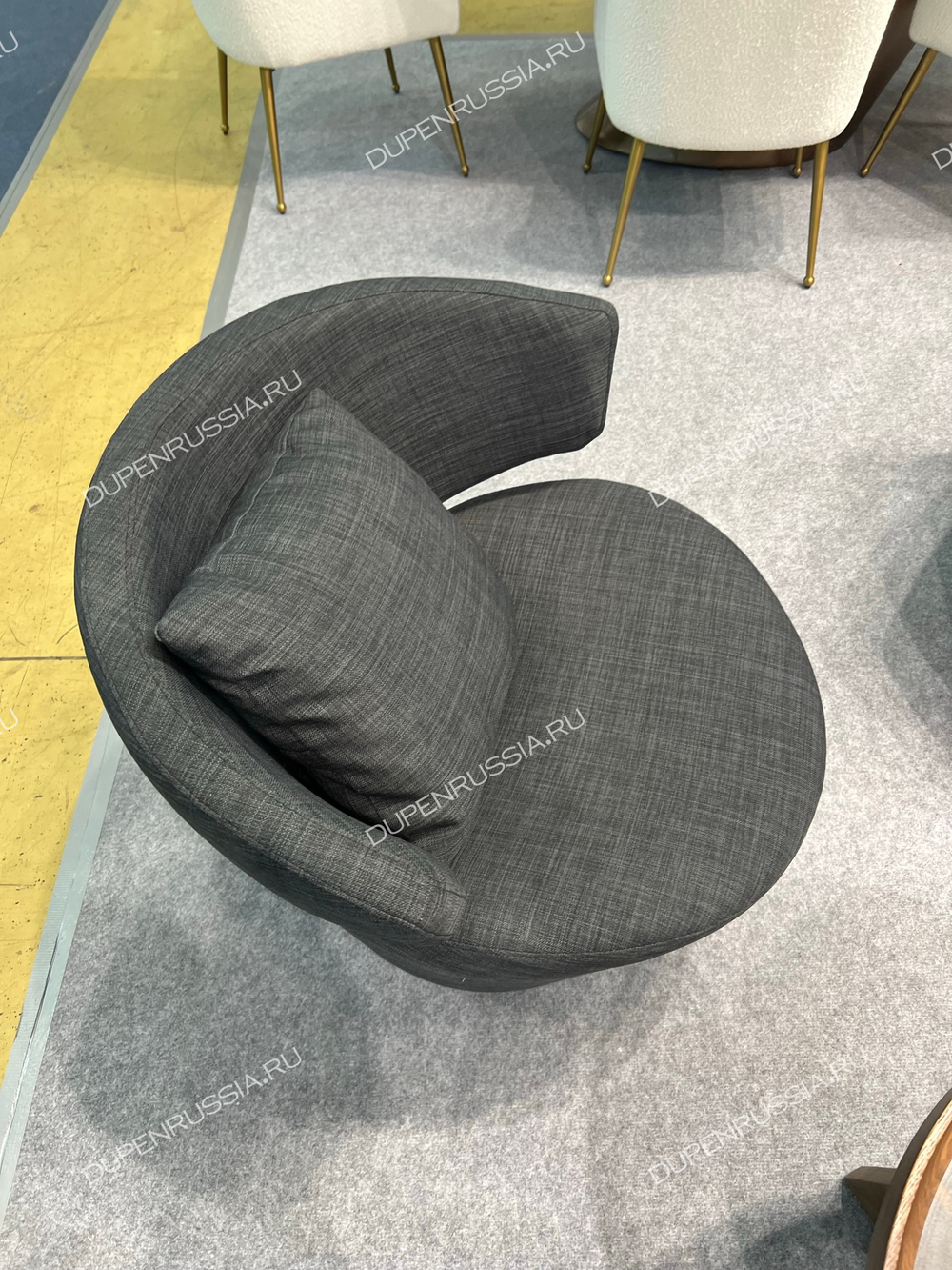 Кресло вращающееся CRS22 темно-серый FA802-12