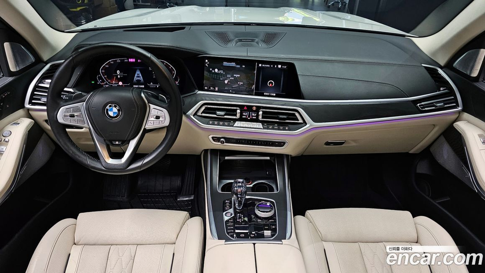 BMW X7 (G07) xDrive 40i Design Pure Excellence 7-и местный (08.2021)
