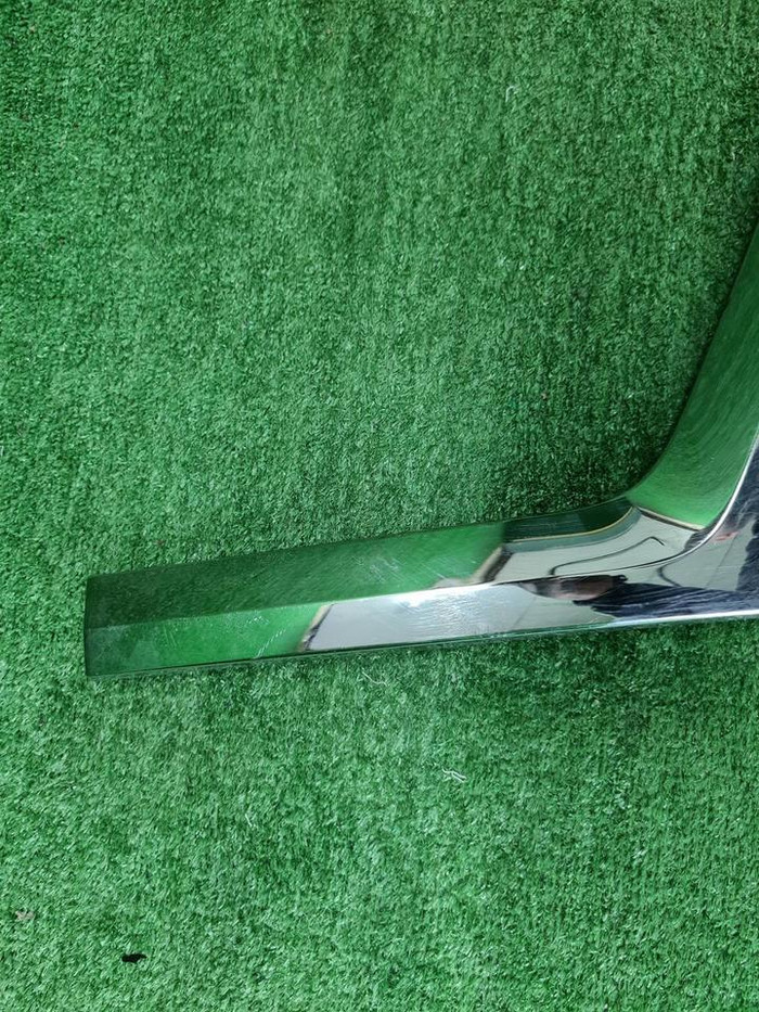 Накладка багажника правая Toyota Hiace H300 19-нв