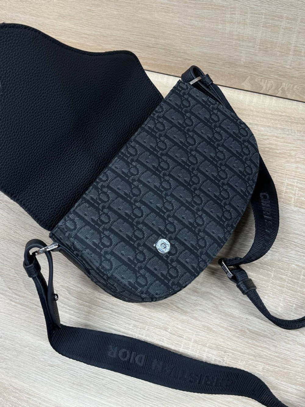 Сумка-мессенжер Dior