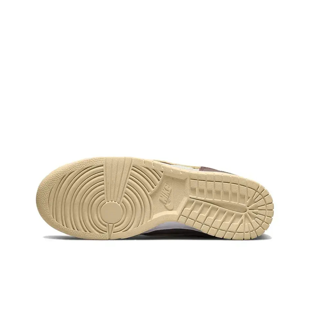 Nike Dunk Low Scrap Latte