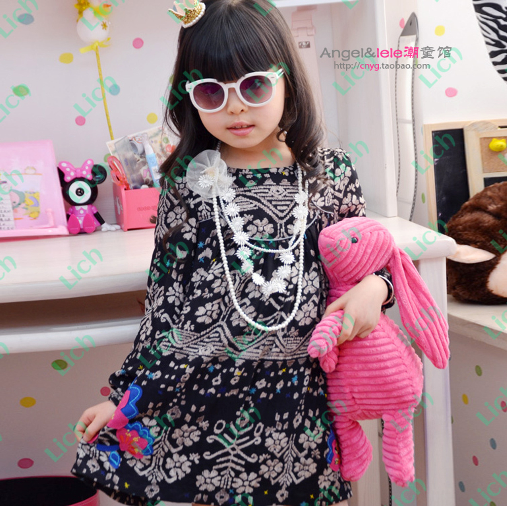 Туника детская с принтами и аппликацией цветов