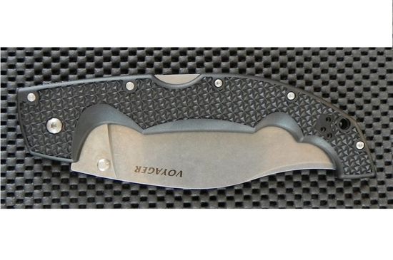 Складной нож Cold Steel 29AXVS XL Voyager Vaquero Serrated Edge c клинком из стали AUS-10A, рукоять Grivory (Griv-Ex)