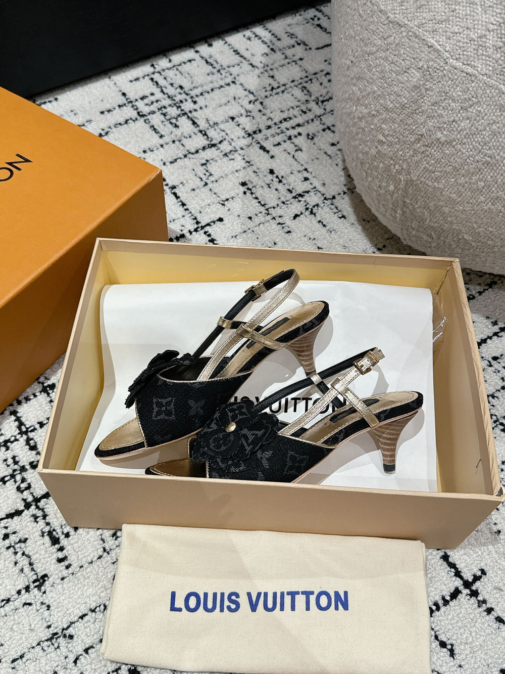 Louis Vuitton Sandal