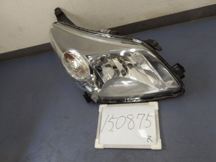 фара правая Toyota Ist NCP110 52-175