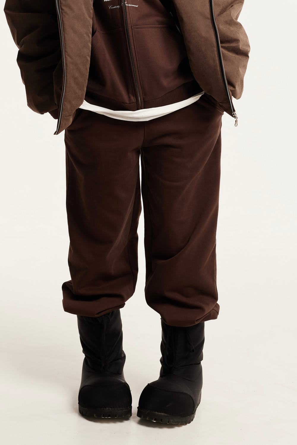 JOGGERS BROWN
