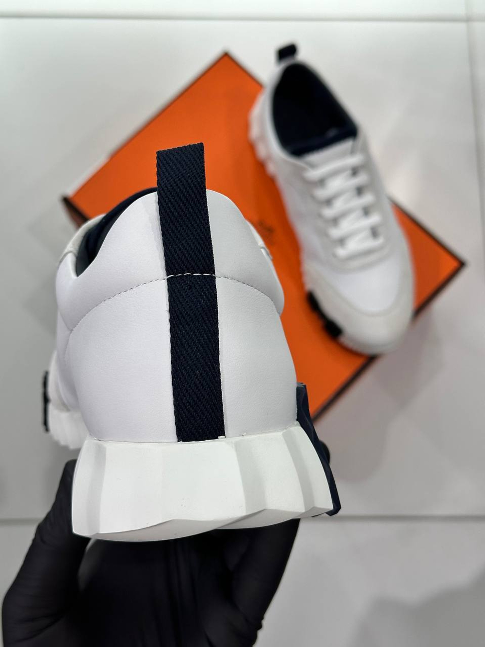 Кроссовки Hermes