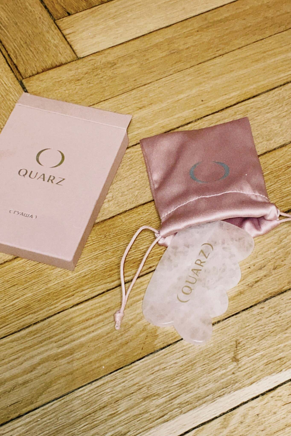 Гуаша для тела из розового кварца