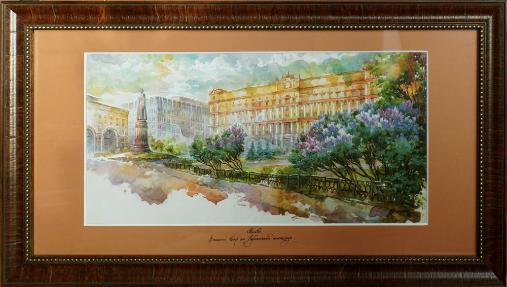 Весенний вечер на Лубянской площади