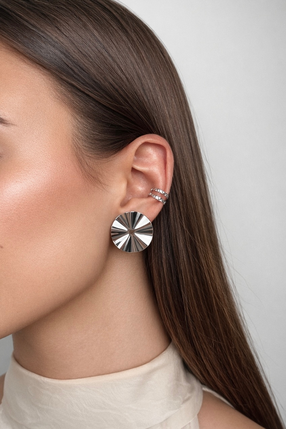 Серьги "Мятые пластины" на английском замке