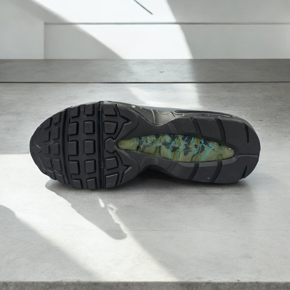 Nike Air Max 95 x Corteiz • Grey Laser Blue