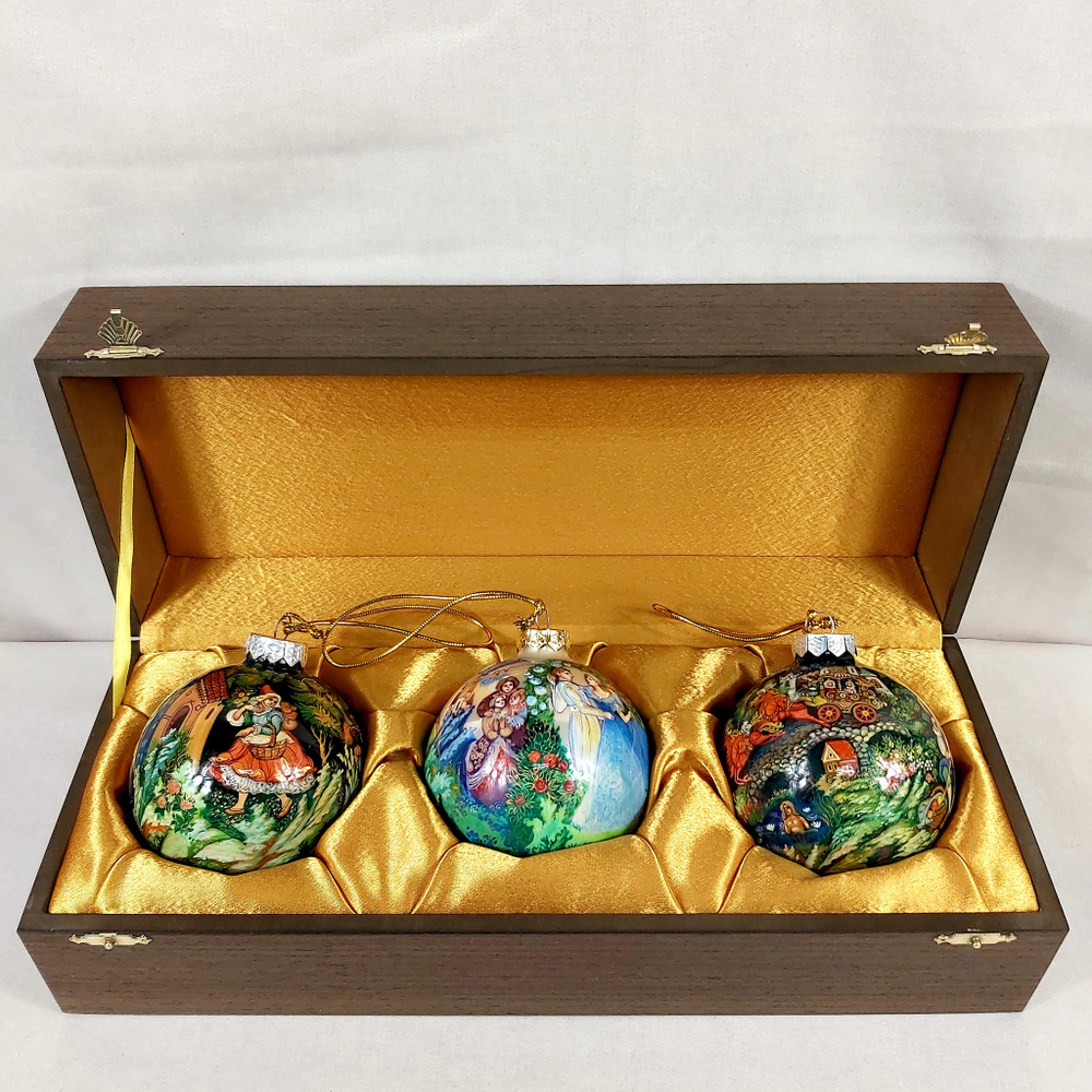 Набор из 3-х ёлочных шаров  "Сказки" с росписью Палех
