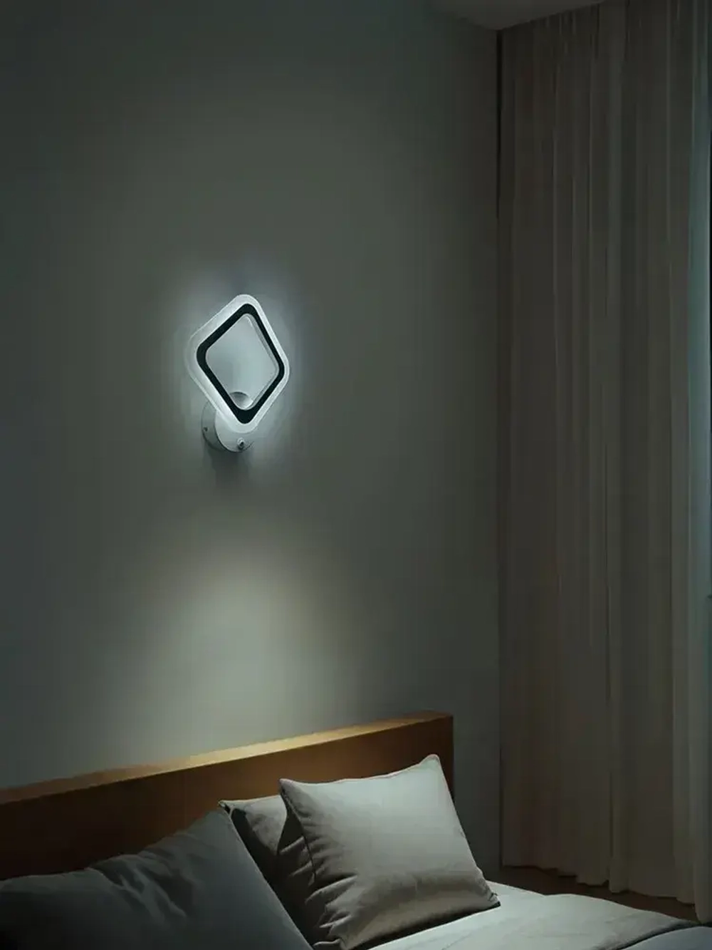 Бра с кнопкой, настенный светодиодный светильник белый, ромб, квадрат 8822/1 WH, 16 ВТ, комнатное освещение 5 кв. м. 1801