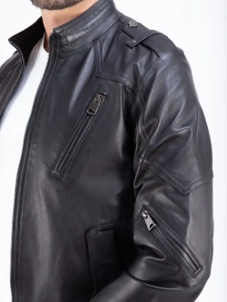 Куртка мужская  из натуральной кожи
