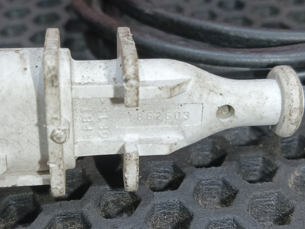 Проводка датчика износа колодок 2018 г.