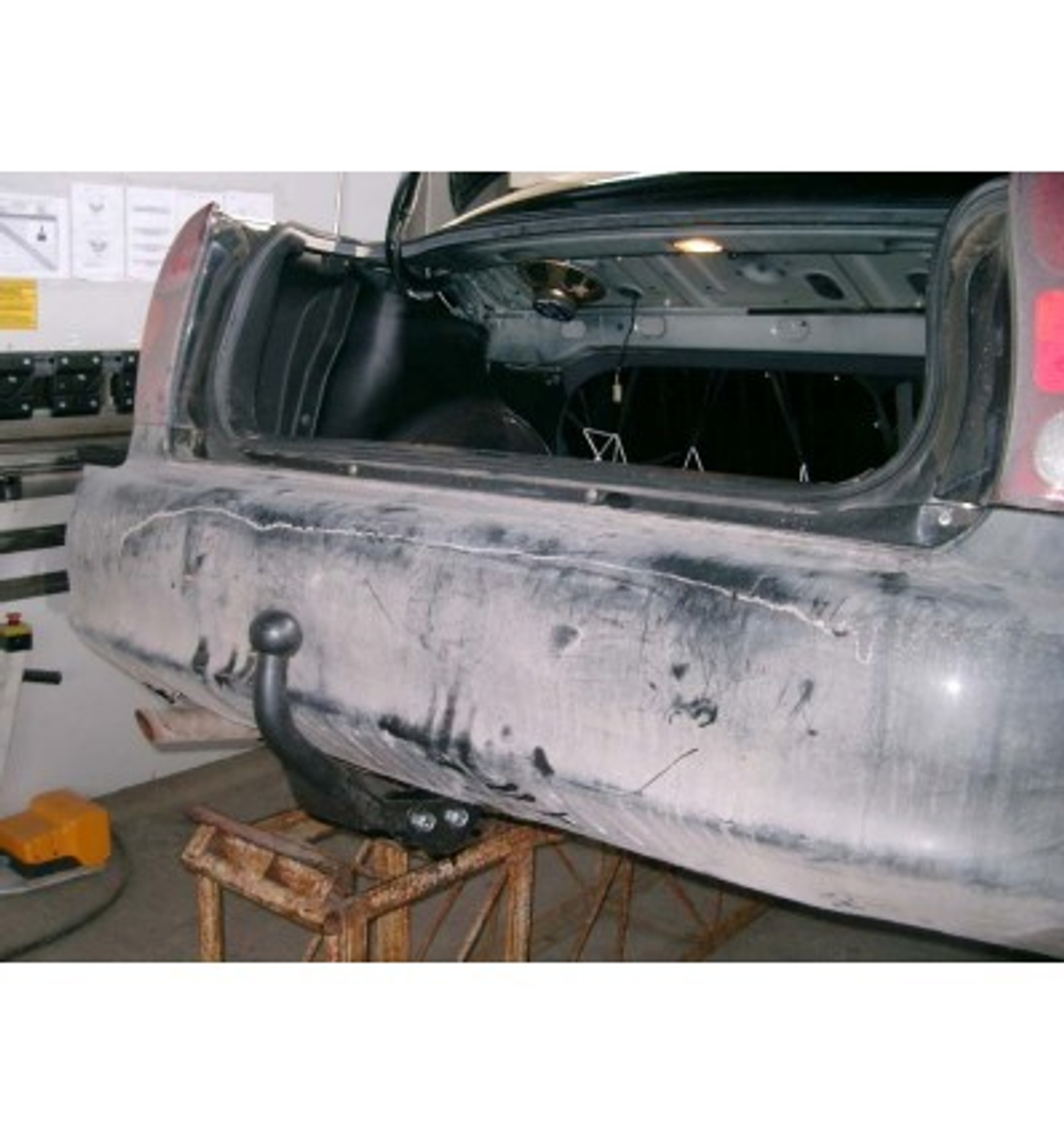 Фаркоп Chevrolet Lanos 2005-2009 (сборка ЗАЗ), условно-съемный,(без электрики) Трейлер.9410