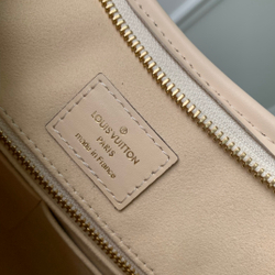Louis Vuitton CarryAll MM