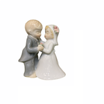 Молодожены