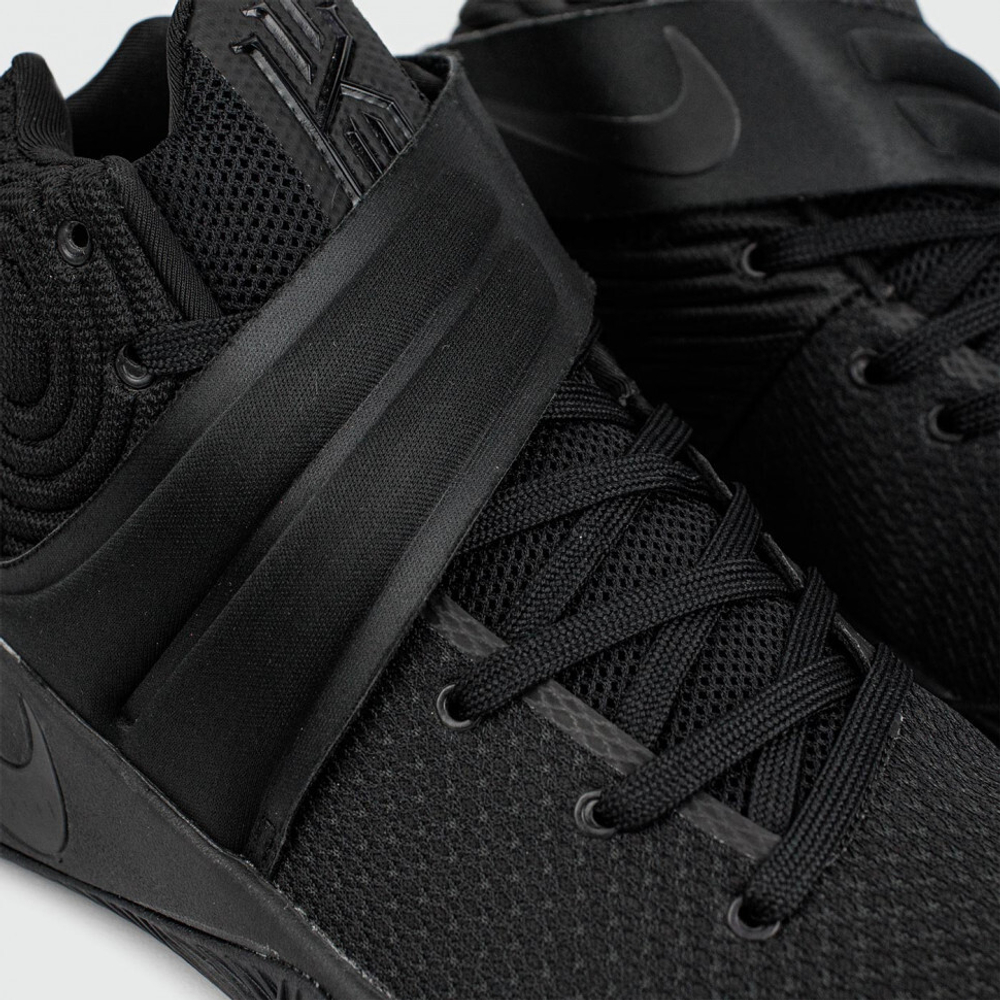 кроссовки Nike Kyrie 2 Triple Black