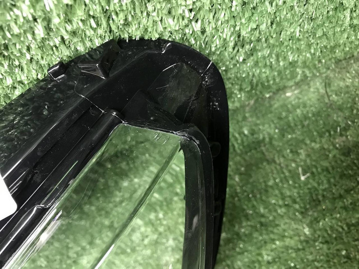 Стекло фары левое VW Tiguan 2 (2016-2020)