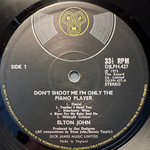 Elton John - Don't Shoot Me I'm Only The Piano Player (Англия 1973г.) 1st