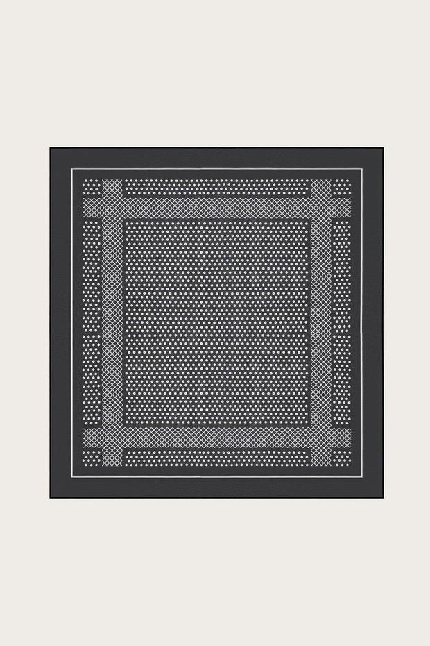 ПЛАТОК ИЗ ШЕЛКА С АВТОРСКИМ ПРИНТОМ 50*50