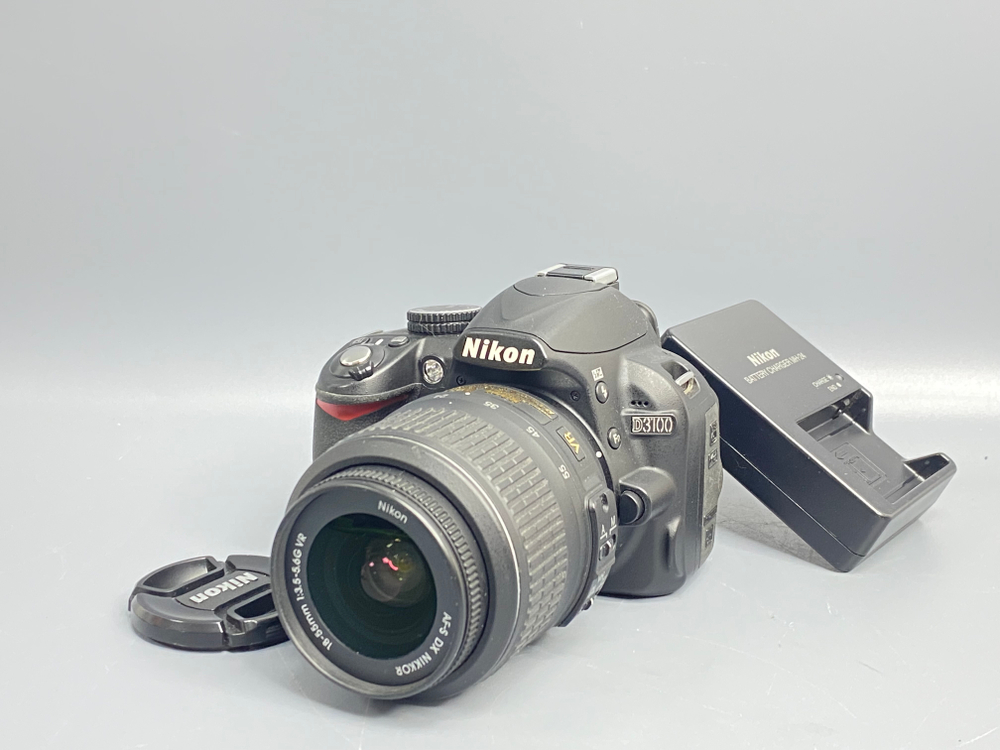 Nikon D3100 kit 18-55mm