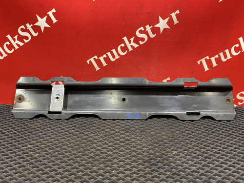 Кронштейн ящика АКБ 2016г