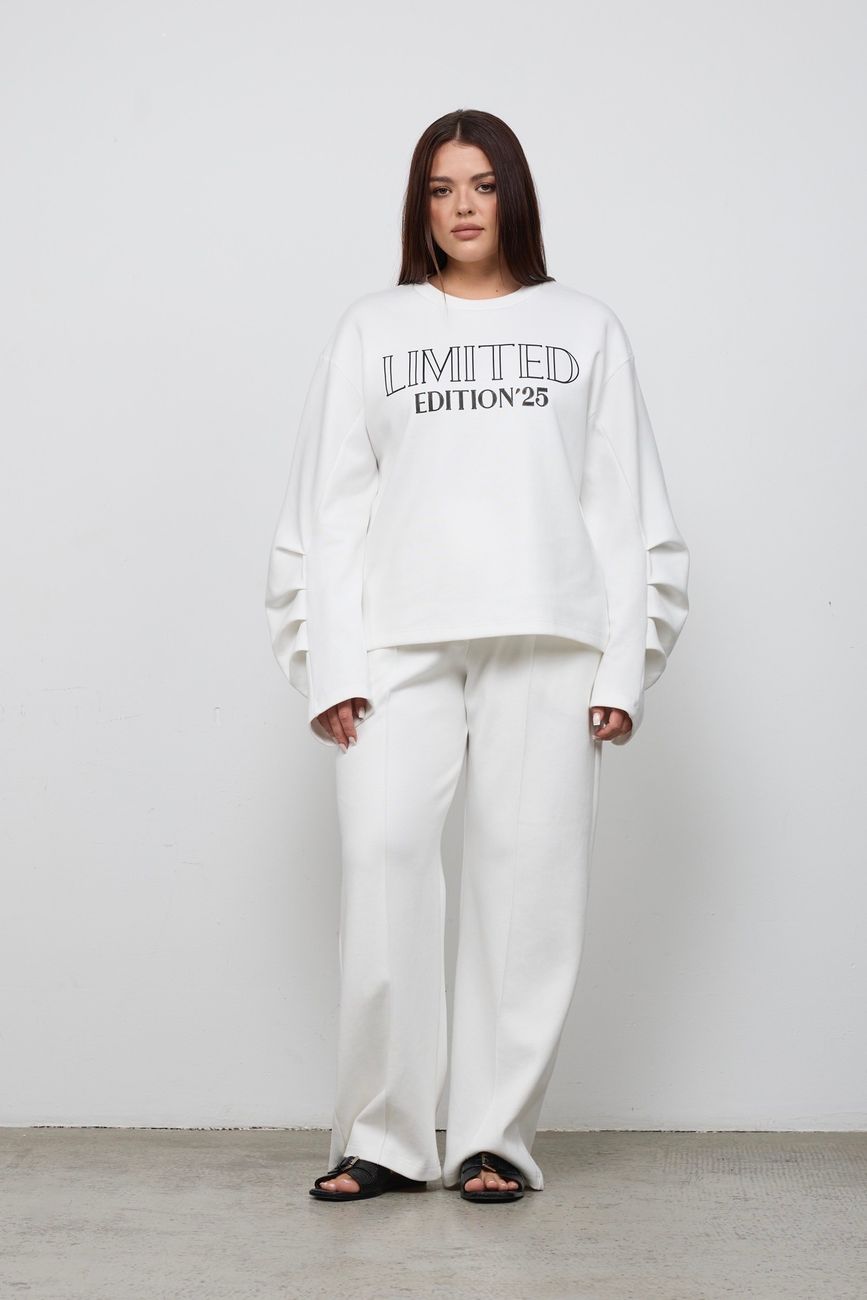 Свитшот из трикотажа с надписью "Limited edition", молочный