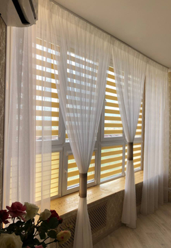 Рулонные шторы день-ночь кассетные с направляющими