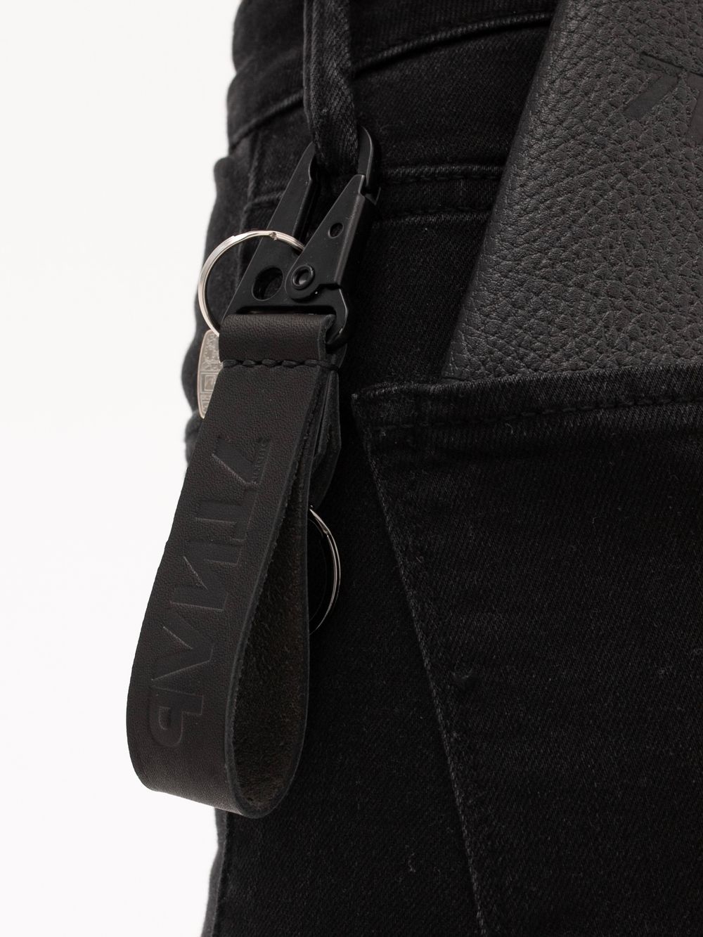 БРЕЛОК ИЗ ОТБОРНОЙ КОЖИ